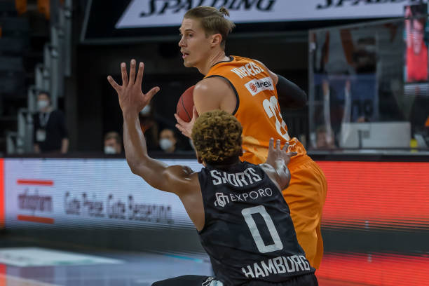 对阵委瑞内 对阵委瑞内