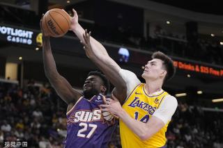 角色背后的 角色背后的